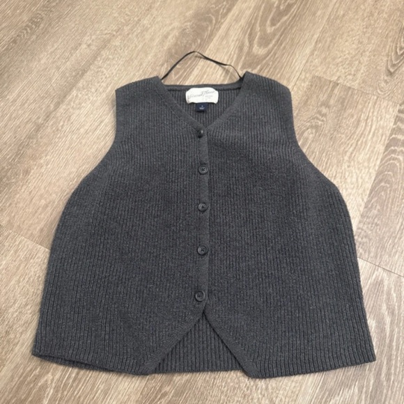 Universal Thread Charcoal Button-Up Sweater Vest - Picture 1 of 3